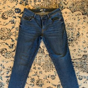 Old navy rockstar skinny jeans size 8